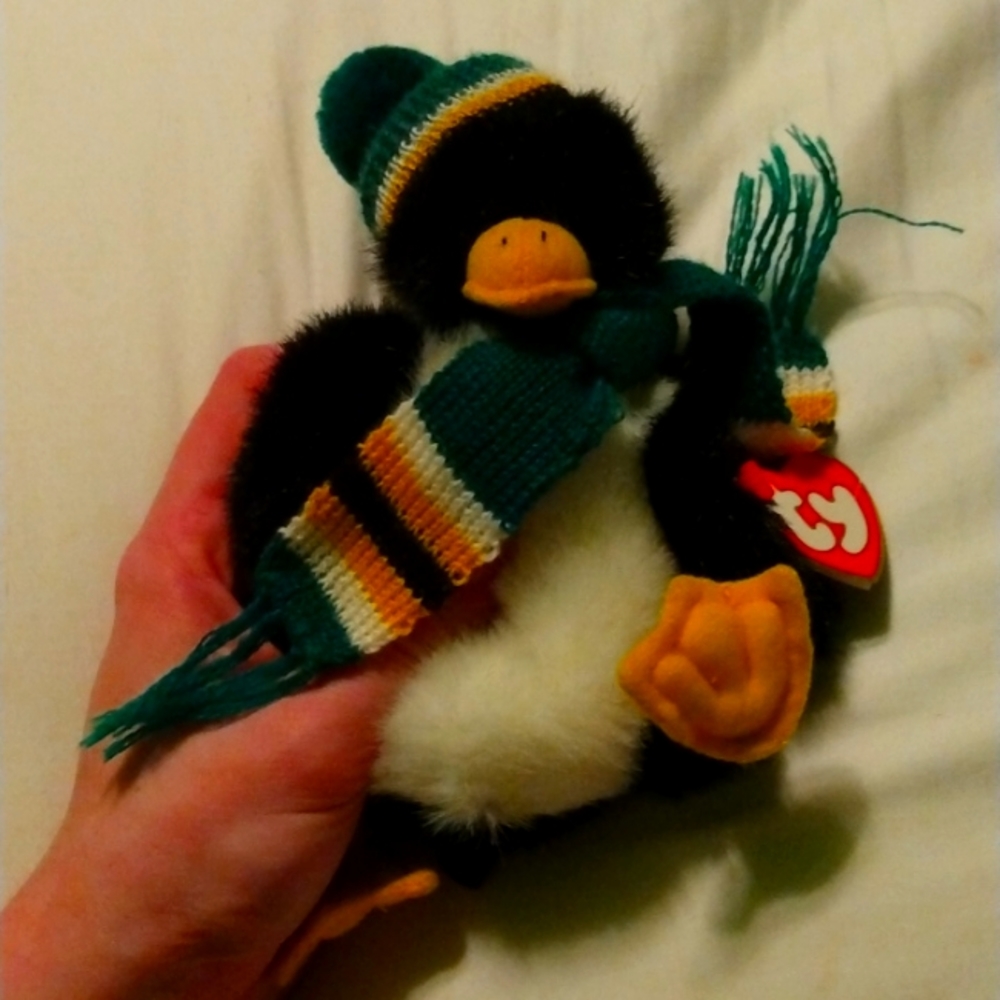 TY Green Bay Packers Victory Penguin